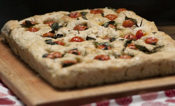 Focaccia con pomodorini