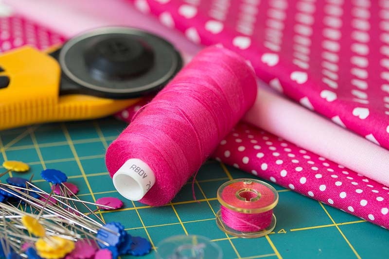 Rotolo di filo rosa