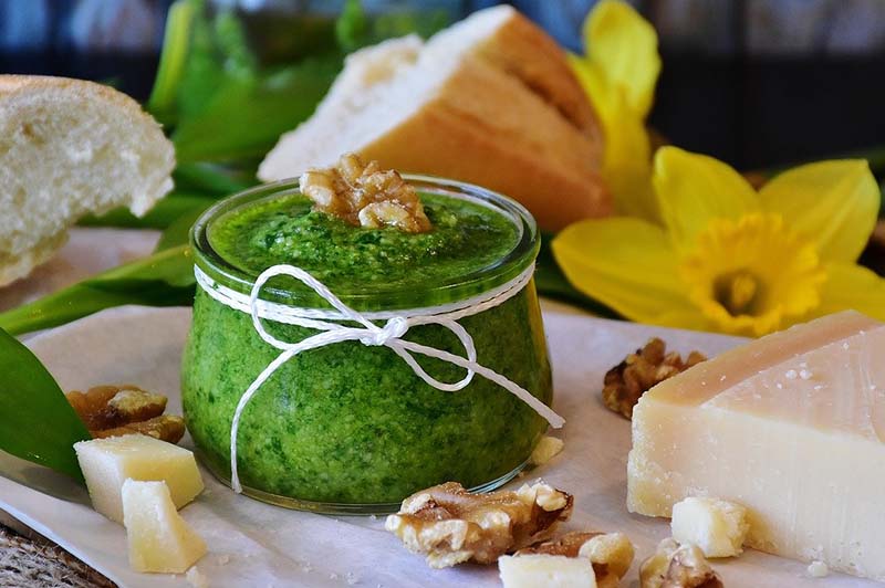 Vasetto di pesto