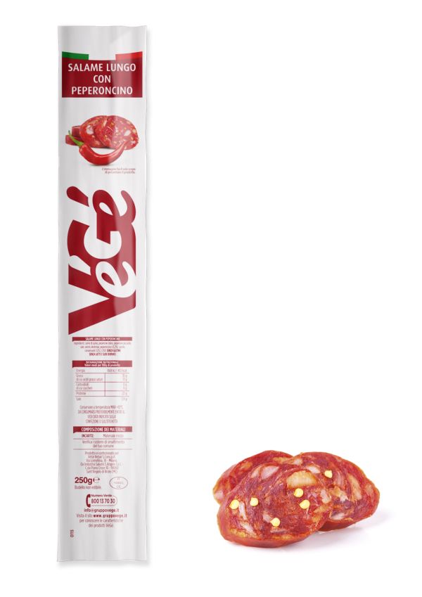 Salame lungo con peperoncino confezionato Vegé GDO (Grande Distribuzione Organizzata)